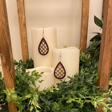 Load image into Gallery viewer, Arabesque Design Wood Earrings