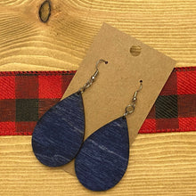 Load image into Gallery viewer, Raindrop Design Wood Earrings