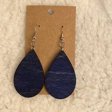 Load image into Gallery viewer, Raindrop Design Wood Earrings