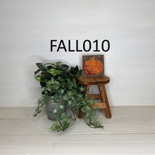 Load image into Gallery viewer, Interchangeable Square Inserts - Fall